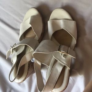 White wedges